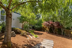 23901 SE 7th Ln, Sammamish, WA 98074 - Photo 29
