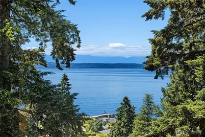 9421 190th Place SW, Edmonds, WA 98020 - Photo 1