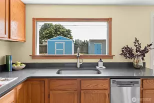 260 SE Glencoe St, Oak Harbor, WA 98277 - Photo 9