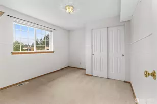 9109 181st Ave E, Bonney Lake, WA 98391 - Photo 25