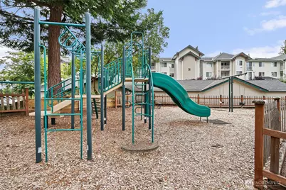 13301 SE 79th Place #C405, Newcastle, WA 98059 - Photo 15