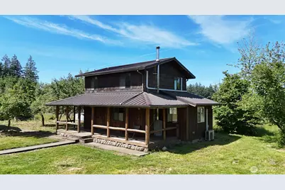 10407 133rd Avenue SE, Rainier, WA 98576 - Photo 1