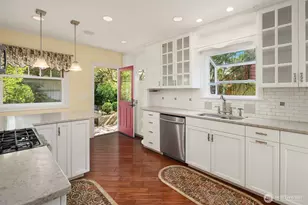2616 Franklin Ave E, Seattle, WA 98102 - Photo 19