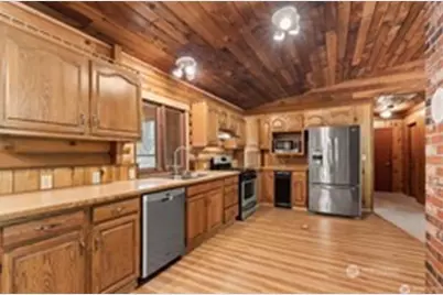21510 S Prairie Road E, Bonney Lake, WA 98391 - Photo 5