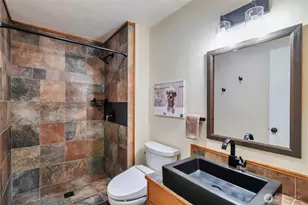 19115 Ballinger Way NE, Lake Forest Park, WA 98155 - Photo 11