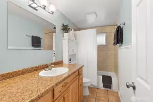 792 NW Firglade Dr, Bremerton, WA 98311 - Photo 21