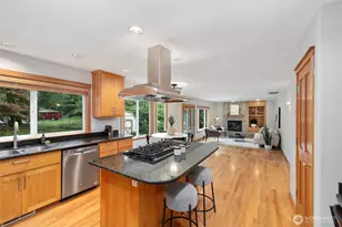 24819 SE 14th St, Sammamish, WA 98075 - Photo 7