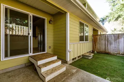 210 NE Melrose Drive, Oak Harbor, WA 98277 - Photo 27