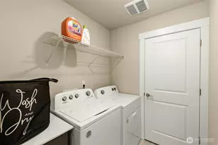 19410 28th Dr SE, Bothell, WA 98012 - Photo 29