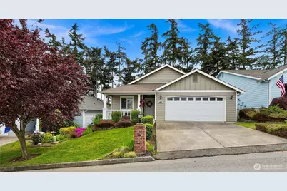 167 NW 12th Court, Oak Harbor, WA 98277 - Photo 1