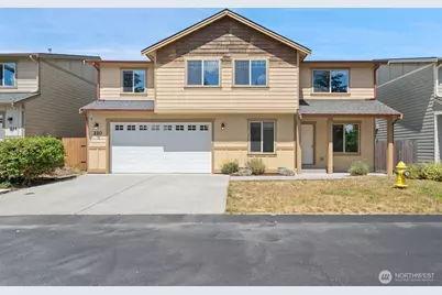 220 NE Tronson Circle, Bremerton, WA 98311 - Photo 1