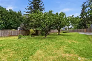14314 130th Pl NE, Kirkland, WA 98034 - Photo 17