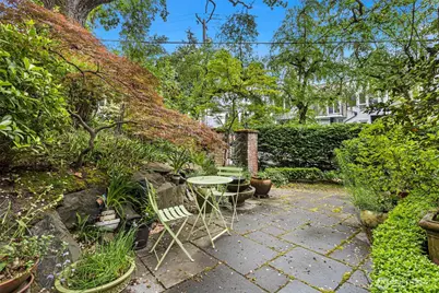 720 Belmont Avenue E #6, Seattle, WA 98102 - Photo 3