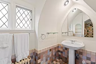 720 Belmont Ave E, Seattle, WA 98102 - Photo 19
