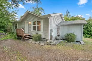 180 E Pine St, Union, WA 98592 - Photo 1
