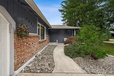 1209 130th Street S, Tacoma, WA 98444 - Photo 3