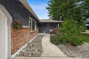 1209 130th St S, Tacoma, WA 98444 - Photo 3