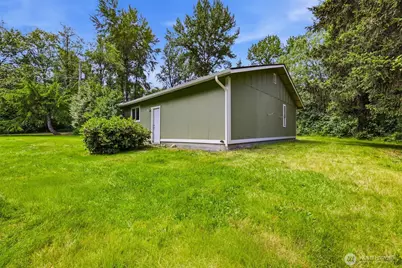 3325 44th Street Ct E, Tacoma, WA 98443 - Photo 21