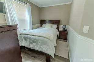 517 E Hazel Ave, Burlington, WA 98233 - Photo 13