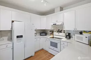 1500 S 18th St, Renton, WA 98055 - Photo 5