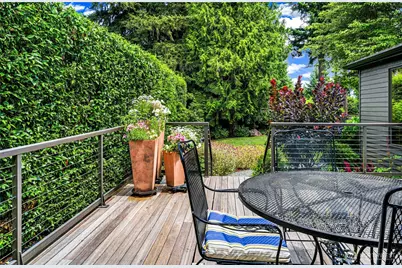 2234 108th Avenue SE, Bellevue, WA 98004 - Photo 15