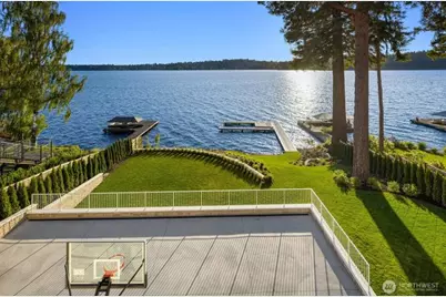 6333 77th Avenue SE, Mercer Island, WA 98040 - Photo 3