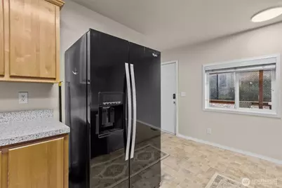 14322 Admiralty Way #12, Lynnwood, WA 98087 - Photo 9