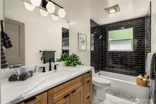 19035 SE 56th St, Issaquah, WA 98027 - Photo 19
