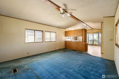 20705 9th Ave E, Spanaway, WA 98387 - Photo 3