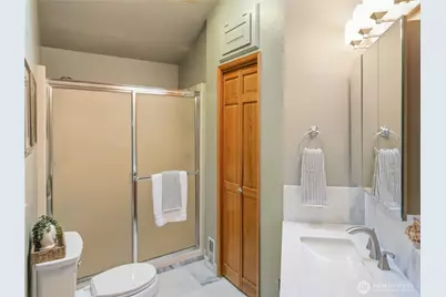 3310 Lake Washington Boulevard N, Renton, WA 98056 - Photo 19