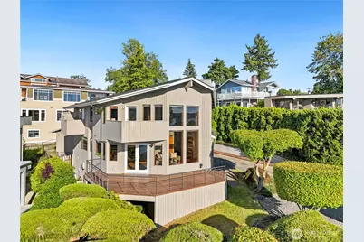 3310 Lake Washington Boulevard N, Renton, WA 98056 - Photo 1