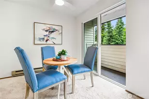 20301 19th Ave NE, Shoreline, WA 98155 - Photo 5
