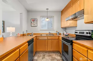 20301 19th Ave NE, Shoreline, WA 98155 - Photo 11