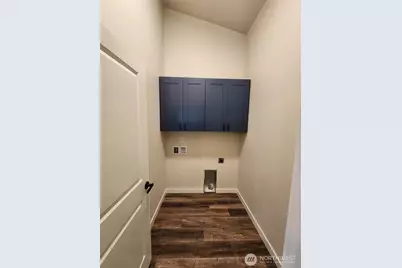 18702 Rampart Lane SE, Yelm, WA 98597 - Photo 9