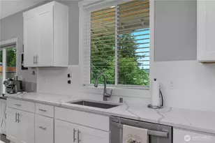701 Myers St SE, Rainier, WA 98576 - Photo 13