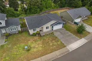 701 Myers St SE, Rainier, WA 98576 - Photo 3