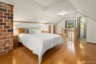 347 NW 52nd St, Seattle, WA 98107 - Photo 17