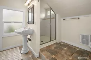 347 NW 52nd St, Seattle, WA 98107 - Photo 19