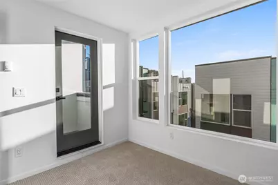 12512 35th Avenue NE #B, Seattle, WA 98125 - Photo 23