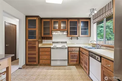 14610 SE 198th Street, Renton, WA 98058 - Photo 9