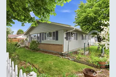 301 W Plum Street, Centralia, WA 98531 - Photo 3
