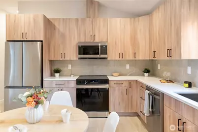 12531 25th Avenue NE #A, Seattle, WA 98125 - Photo 9