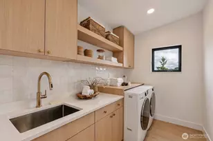 3695 122nd Ave SE, Bellevue, WA 98006 - Photo 23