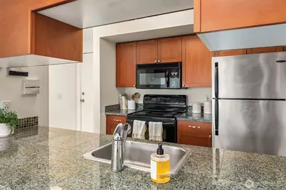 4831 Fauntleroy Way SW #305, Seattle, WA 98116 - Photo 11