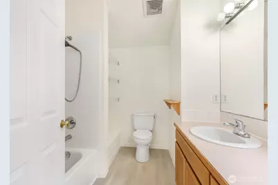 12715 35th Avenue NE #A, Seattle, WA 98125 - Photo 15