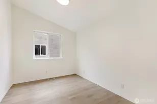 12715 35th Ave NE, Seattle, WA 98125 - Photo 19