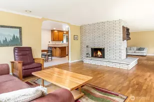 1708 Monterey Ct NE, Renton, WA 98056 - Photo 5