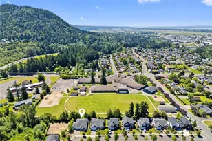 1757 Hillcrest Loop, Mount Vernon, WA 98274 - Photo 37