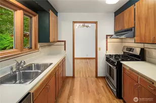 827 Marine View Circle SW, Normandy Park, WA 98166 - Photo 5