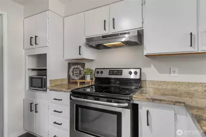 1030 118th Place SE, Everett, WA 98208 - Photo 13